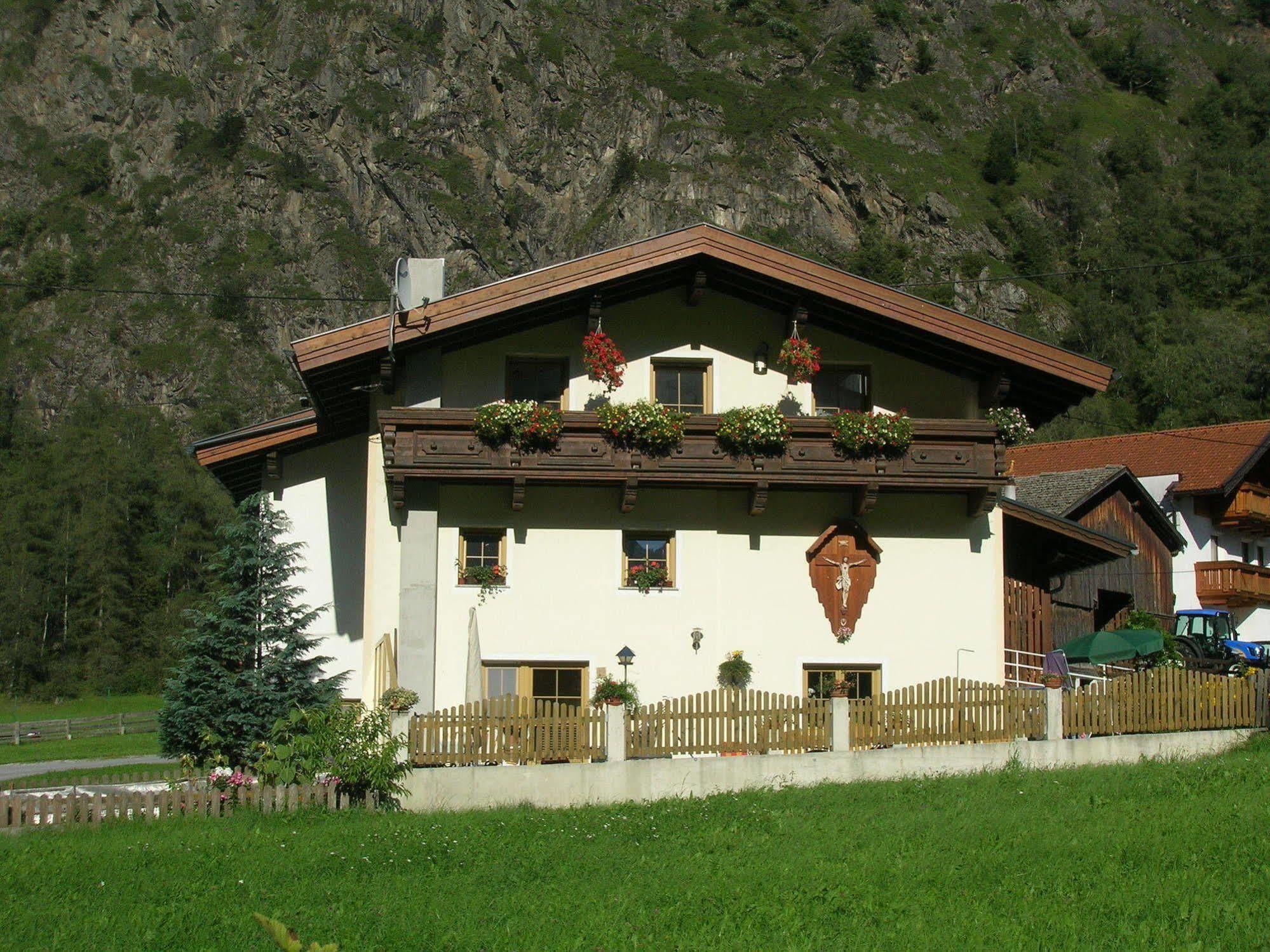 Ferienhaus Gerold Grießer Umhausen Exterior foto